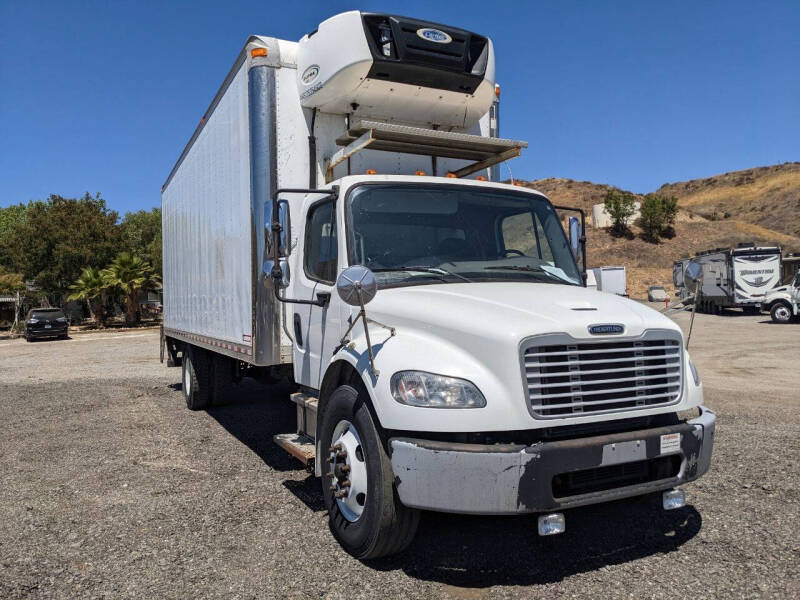 2017-freightliner-m2-26-reefer-box-truck (13)