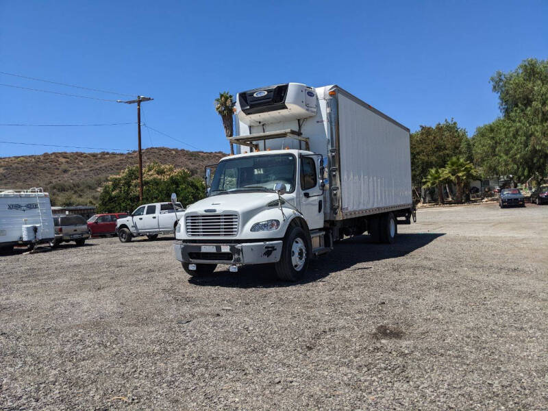 2017-freightliner-m2-26-reefer-box-truck (20)