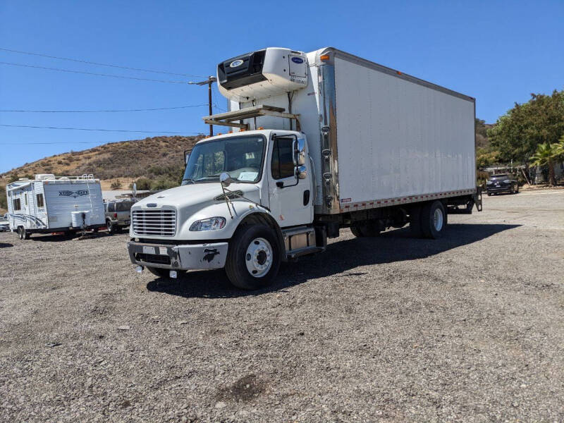 2017-freightliner-m2-26-reefer-box-truck (21)