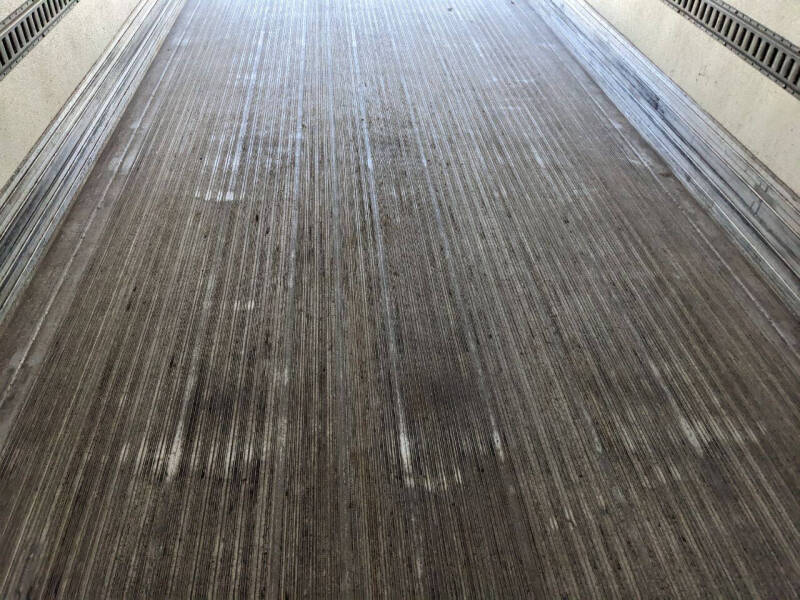 2017-freightliner-m2-26-reefer-box-truck (8)