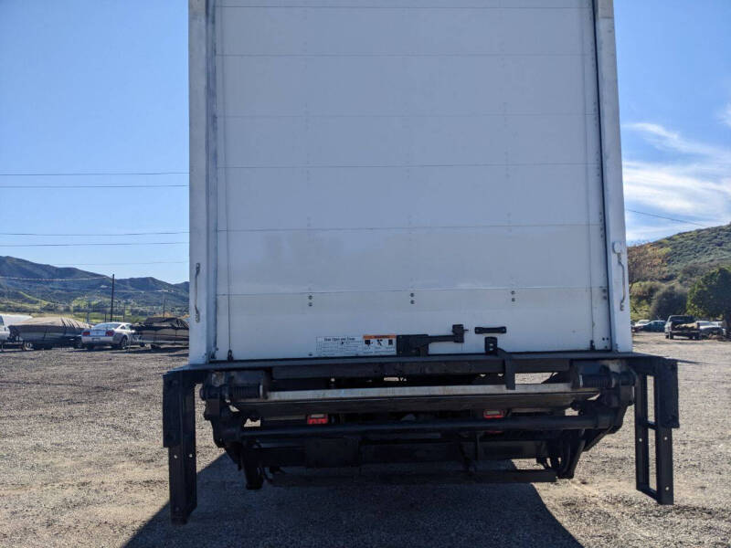 2018-freightliner-m2-106-pto-capable (22)