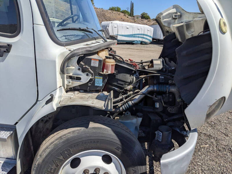 2018-freightliner-m2-106-pto-capable (27)