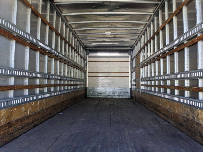 2018-freightliner-m2-106-pto-capable (7)