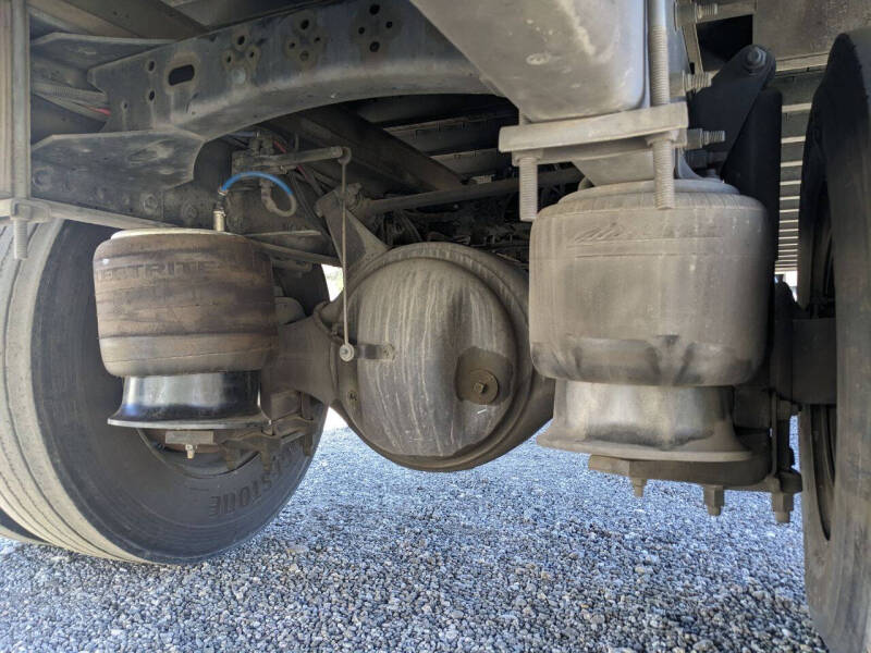 2018-freightliner-m2-106-pto-capable (9)