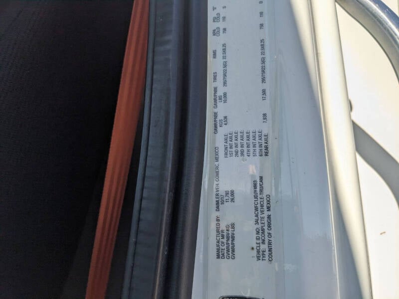 2018-freightliner-m2-26-box-truck (19)