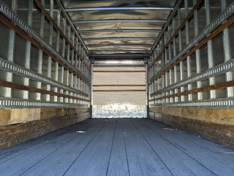 2018-freightliner-m2-26-box-truck (22)