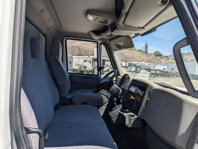 2018-international-4300-26-reefer-box-truck-non-cdl (13)