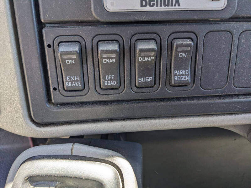 2018-international-4300-26-reefer-box-truck-non-cdl (24)