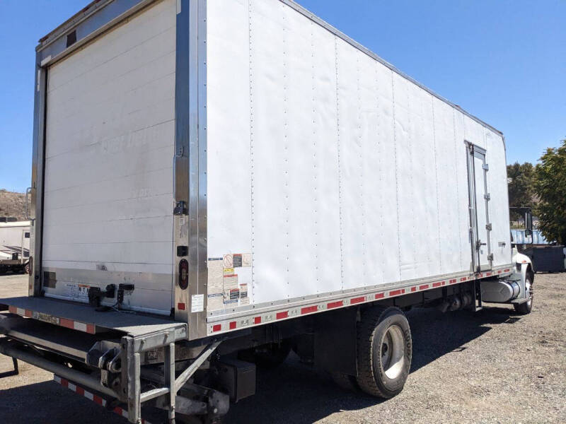 2018-international-4300-26-reefer-box-truck-non-cdl (3)