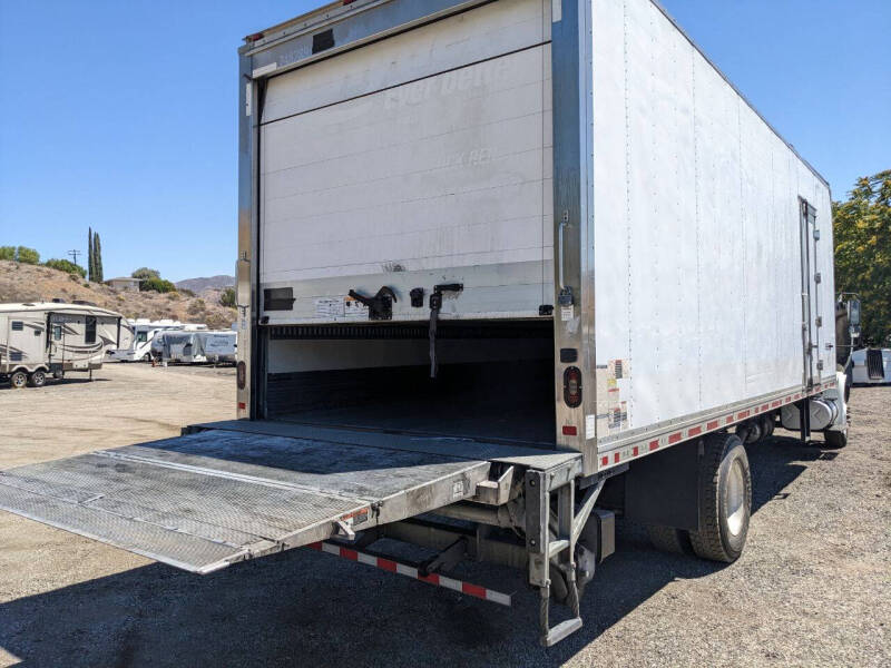 2018-international-4300-26-reefer-box-truck-non-cdl (4)