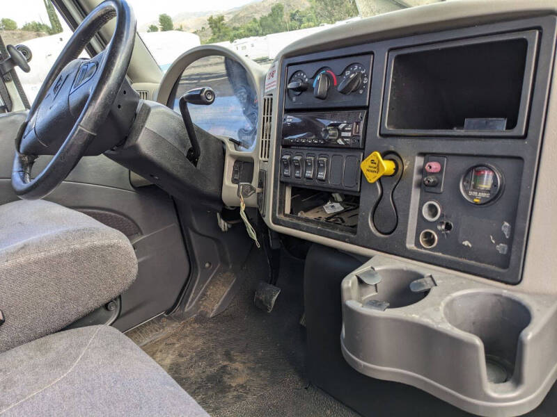 2019-international-4300-24-ft-cab-chassis-cdl- (19)