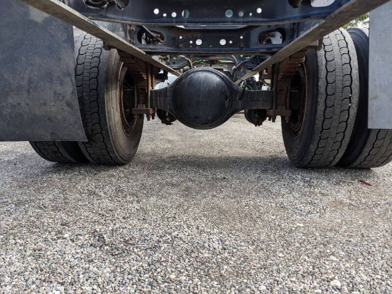 2019-international-4300-24-ft-cab-chassis-cdl- (7)