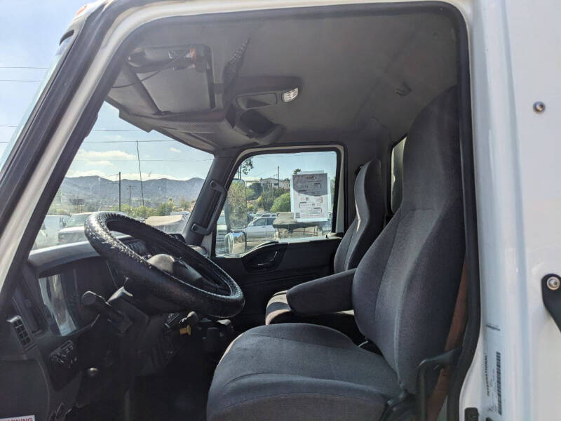 2020-international-26-ft-reefer-box-truck-non-cdl (22)